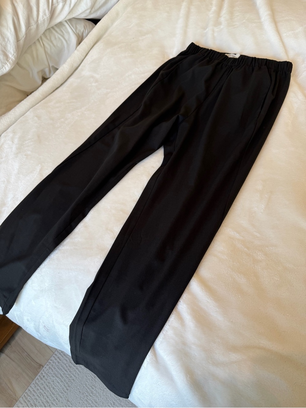 Mod Ref Black Elastic-Waist Straight-Leg Pants